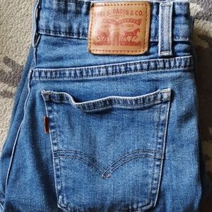 High waisted Levi's skinny jeans